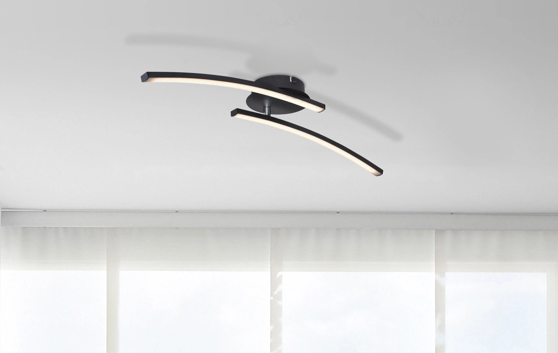 zwarte-matte-plafondlamp-met-dimfunctie-tansy-i-variant-image7