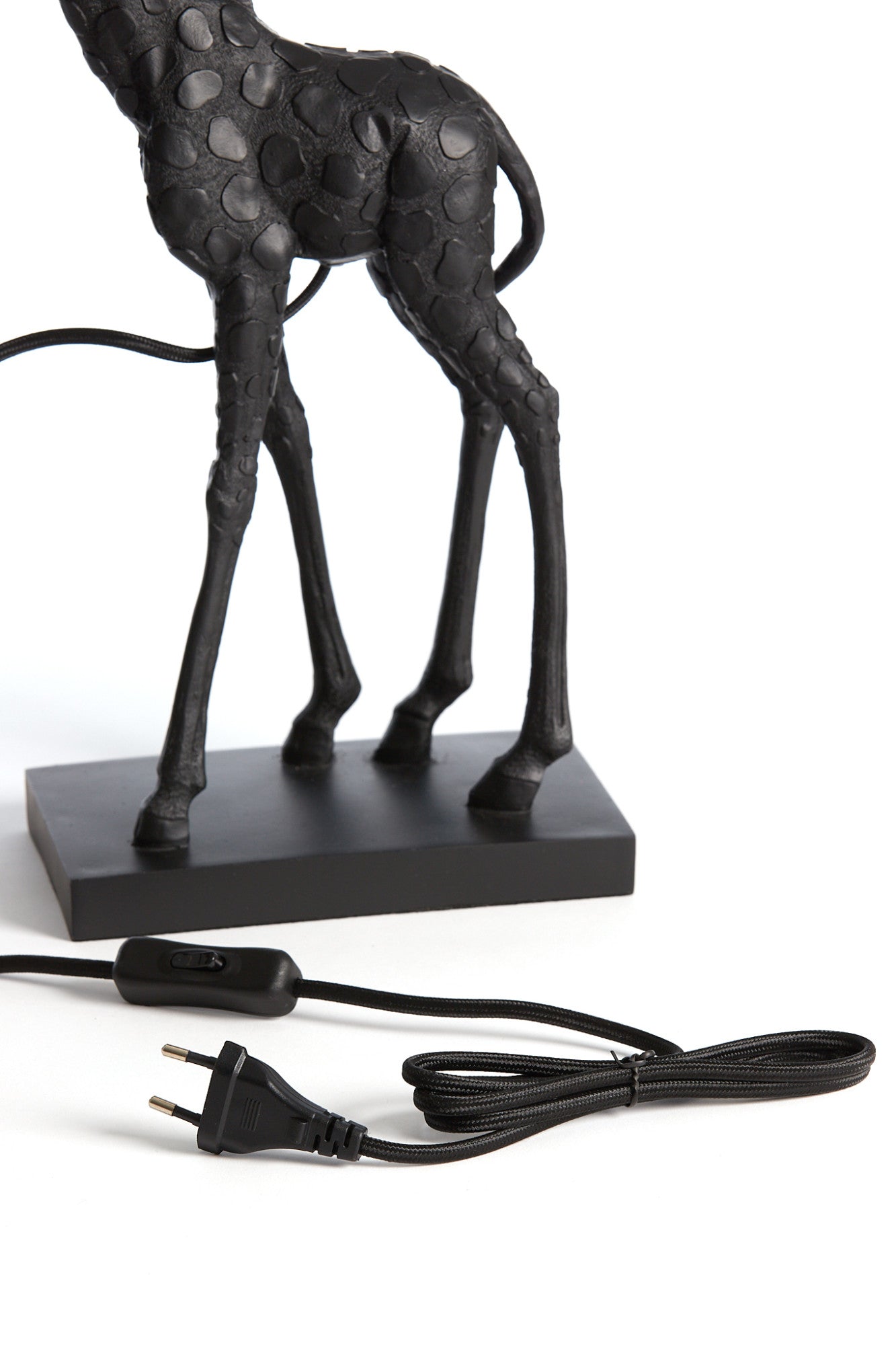 giraffe-tafellamp-zwart-ontwerp-light-living-giraffe-variant-image8