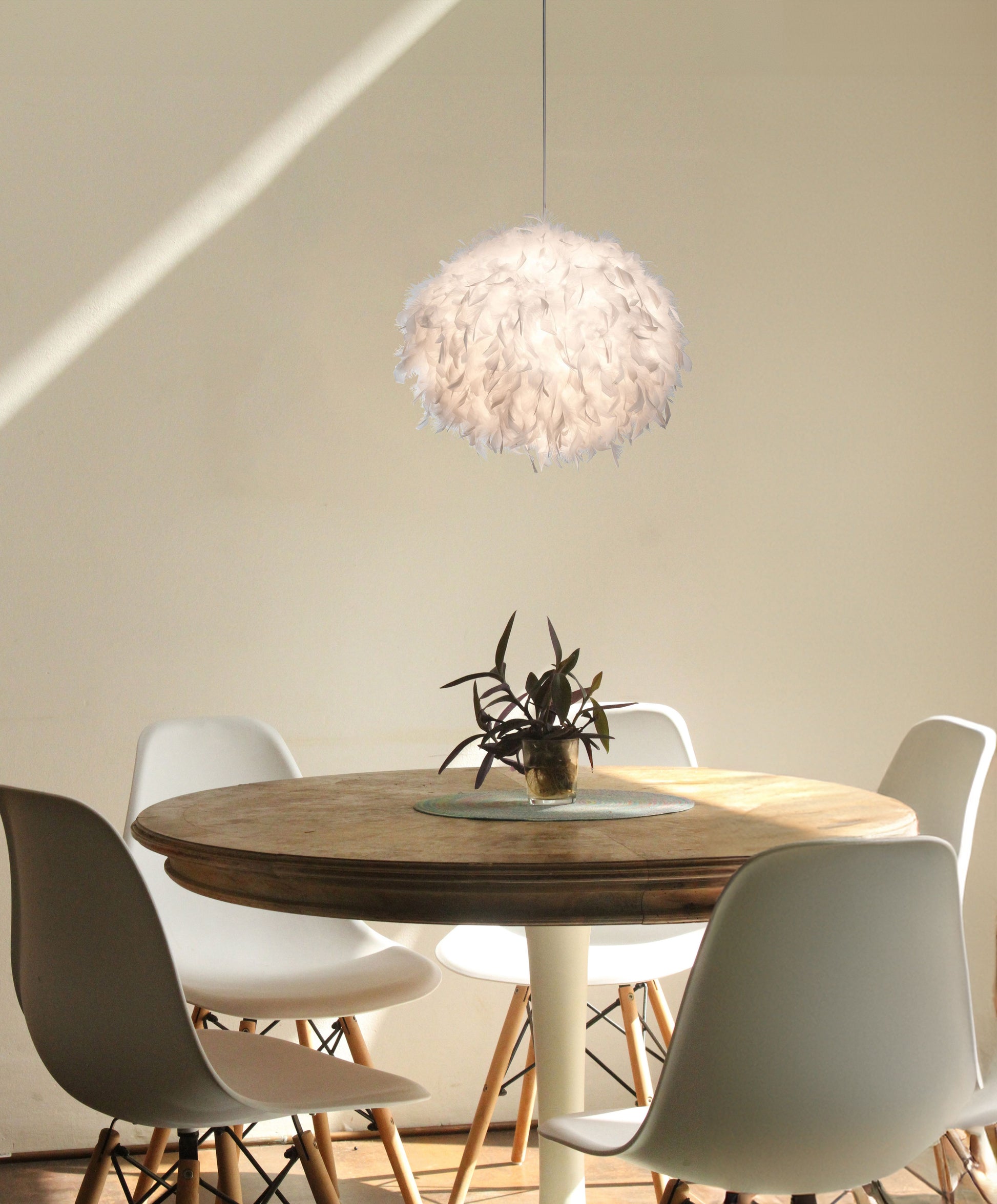 moderne-hanglamp-met-matte-nikkelafwerking-ducky-variant-image1