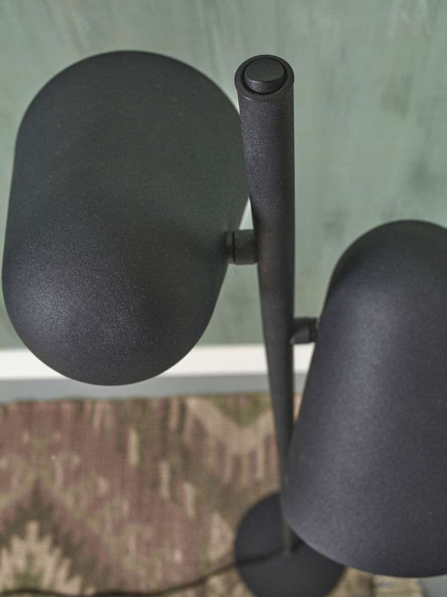 vloerlamp-retro-metaal-zwart-its-about-romi-salamanca-variant-image3