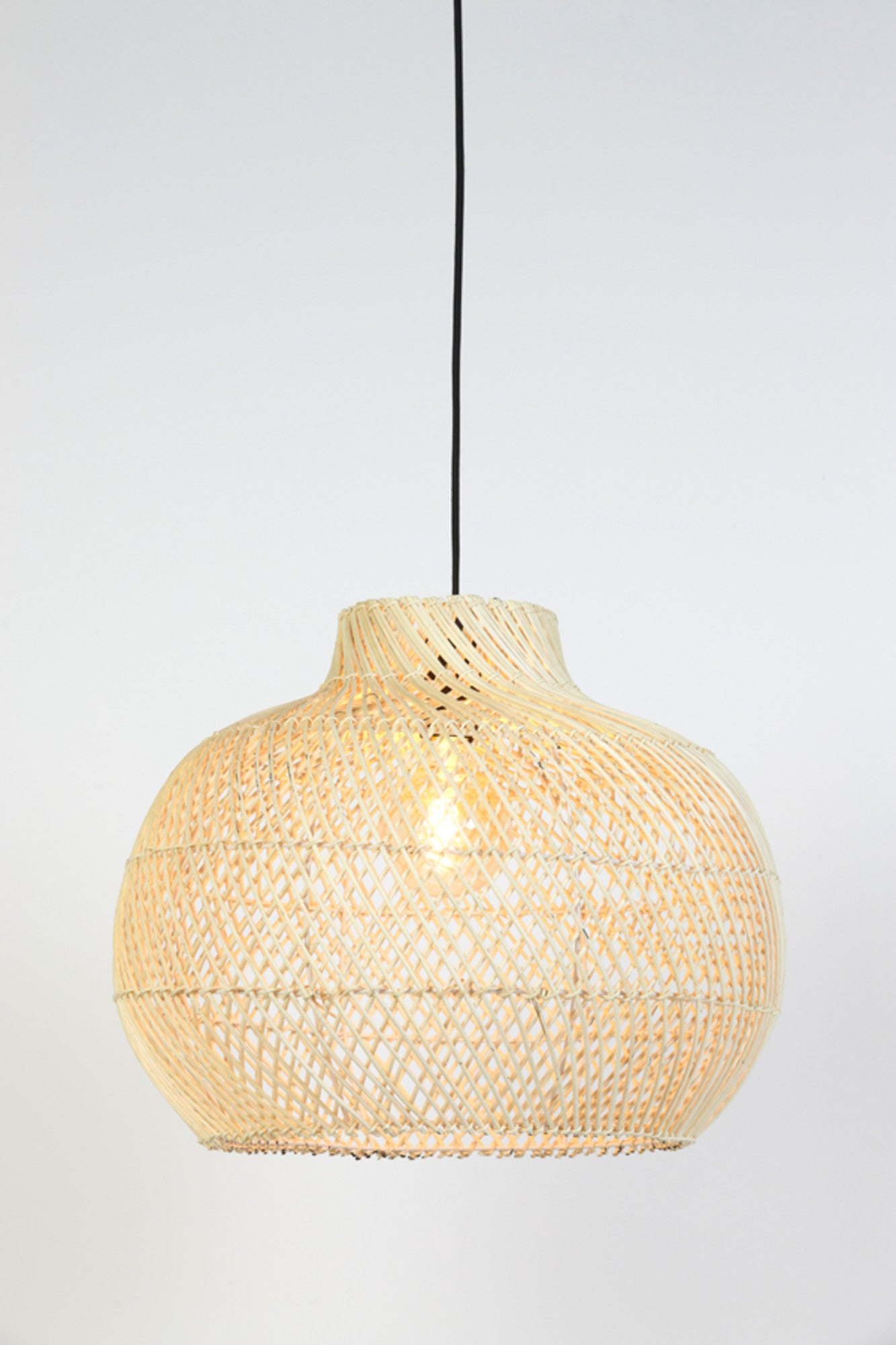 natuurlijke-beige-rotan-hanglamp-light-living-charita-variant-image2