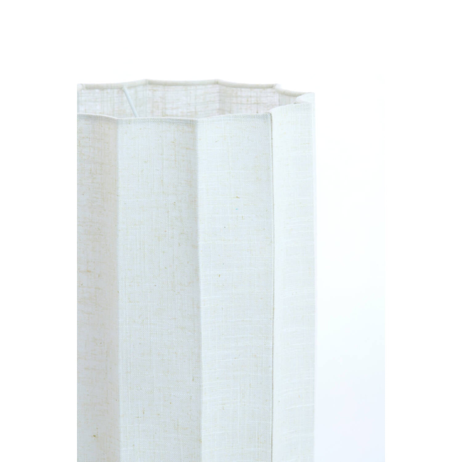 hoge-witte-lampenkap-geplooid-light-living-disli-variant-image2