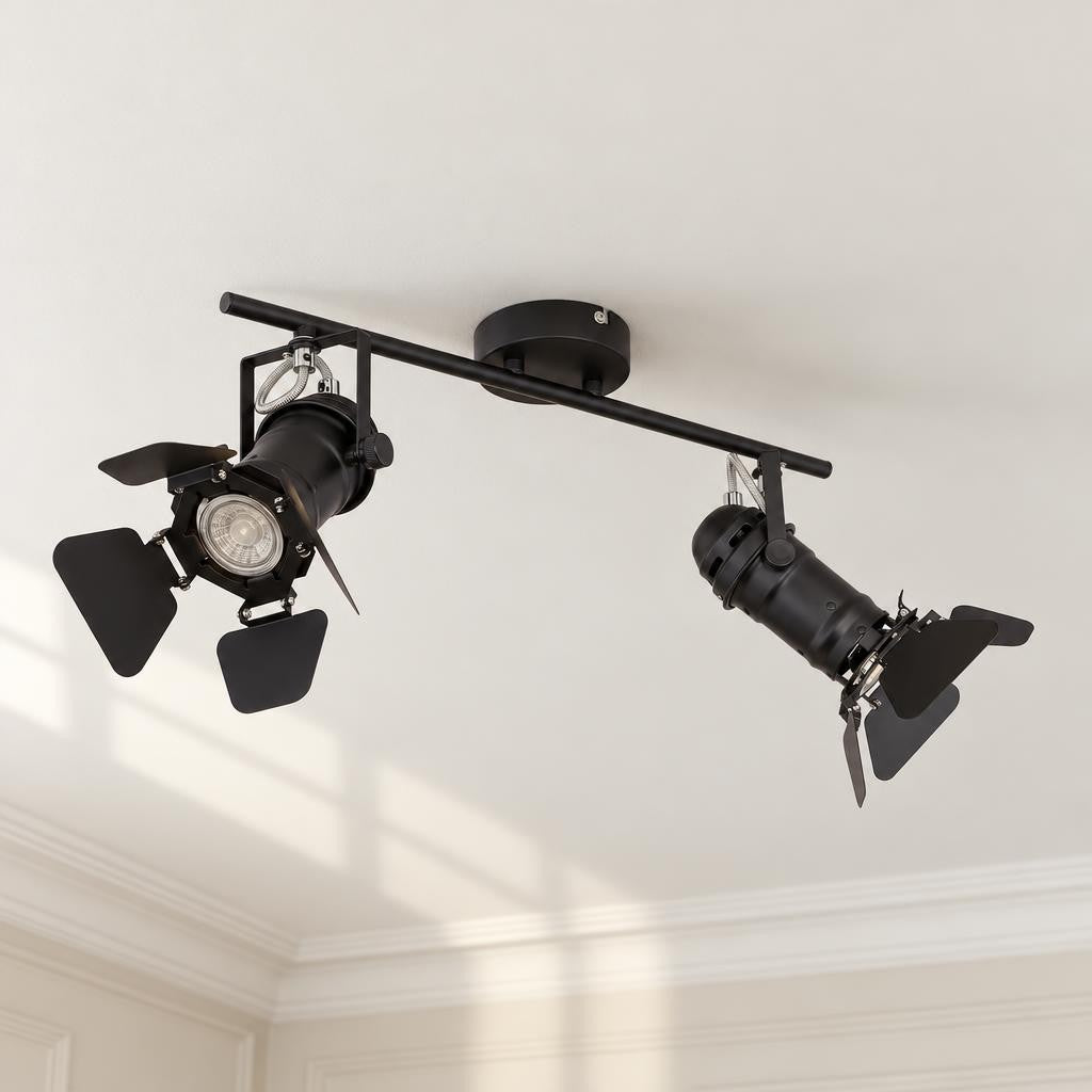 Foco de teto industrial Egon Obolg, 2 luzes, preto – fotografia de ambiente