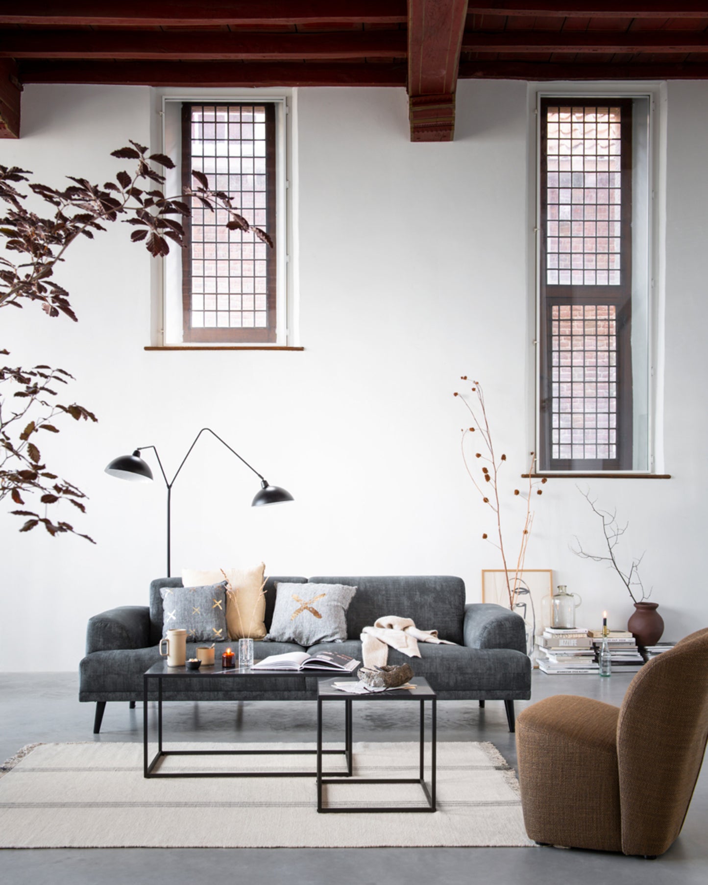 staande-dubbele-lamp-metaal-zwart-light-living-orion-variant-image3