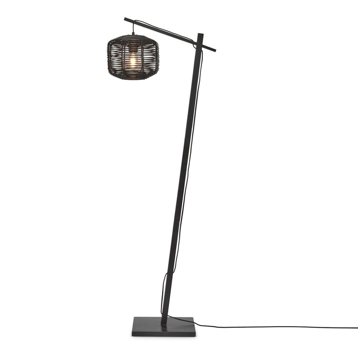 zwarte-rotan-bamboe-vloerlamp-bohemien-good-mojo-tanami-main-image