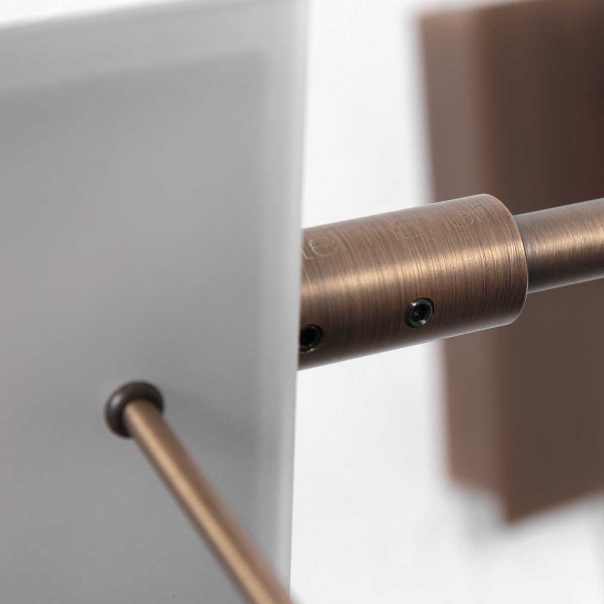 led-wandlamp-brons-steinhauer-retina-variant-image11