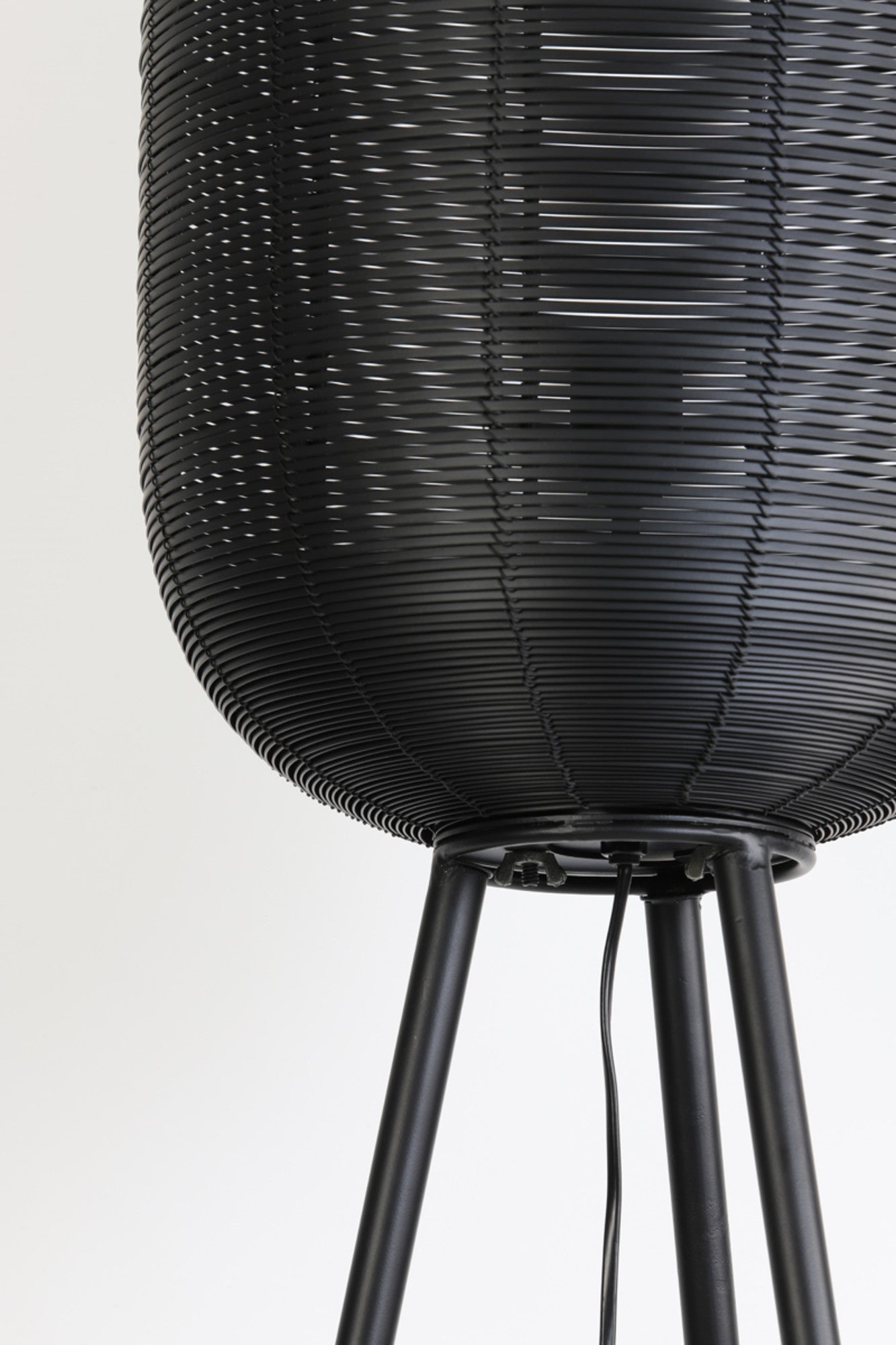 zwarte-vloerlamp-met-standaard-light-living-tomek-h-136-cm-variant-image7