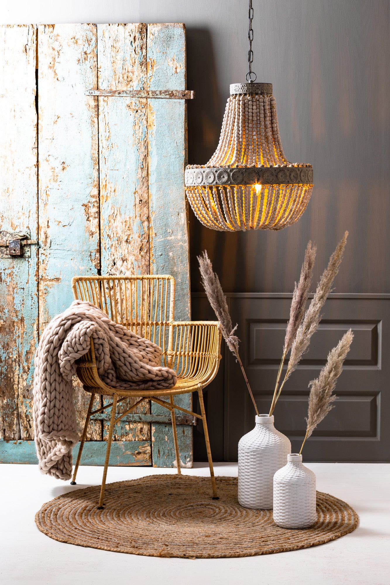 houten-kralen-kroonluchter-hanglamp-light-living-luna-variant-image3