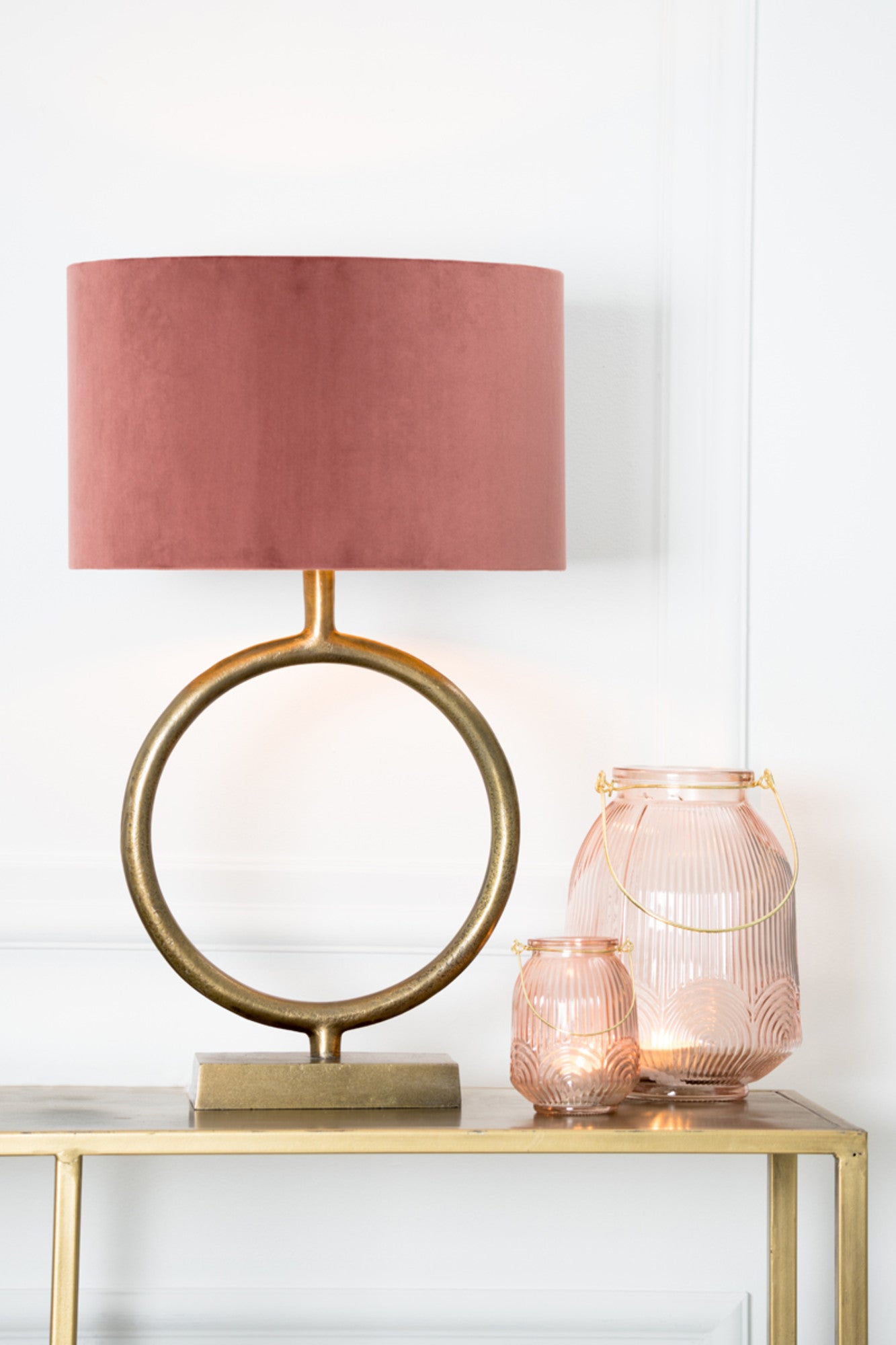 klassieke-messing-ring-tafellamp-light-living-livu-variant-image4