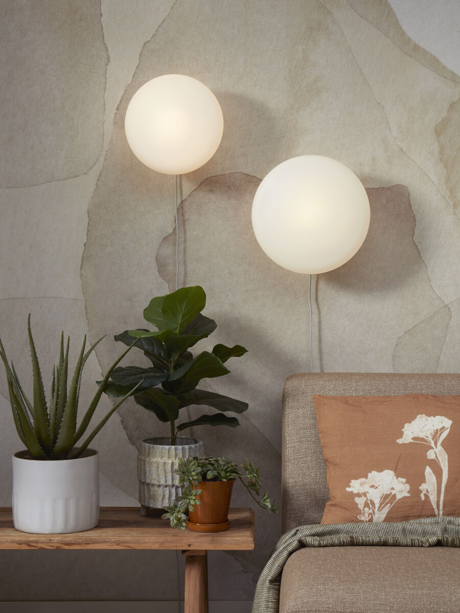 wandlamp-metaal-glas-wit-scandinavisch-its-about-romi-sapporo-variant-image2
