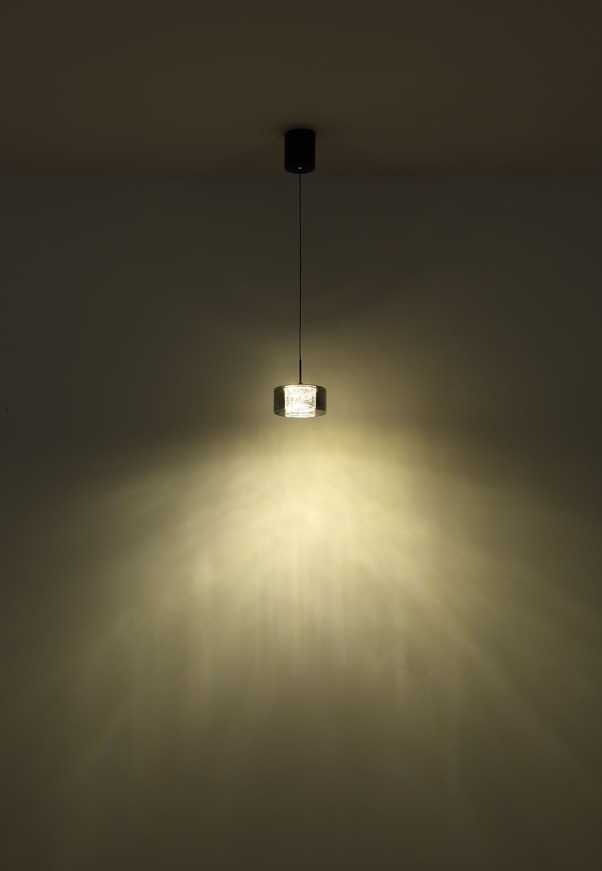 moderne-ronde-hanglamp-met-rookkleurig-glas-fogsy-variant-image3