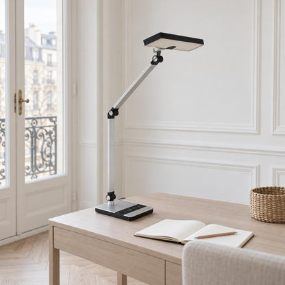 Obdélníková stolní lampa stříbrná/černý hliník Obolg Dally – fotografie v interiéru