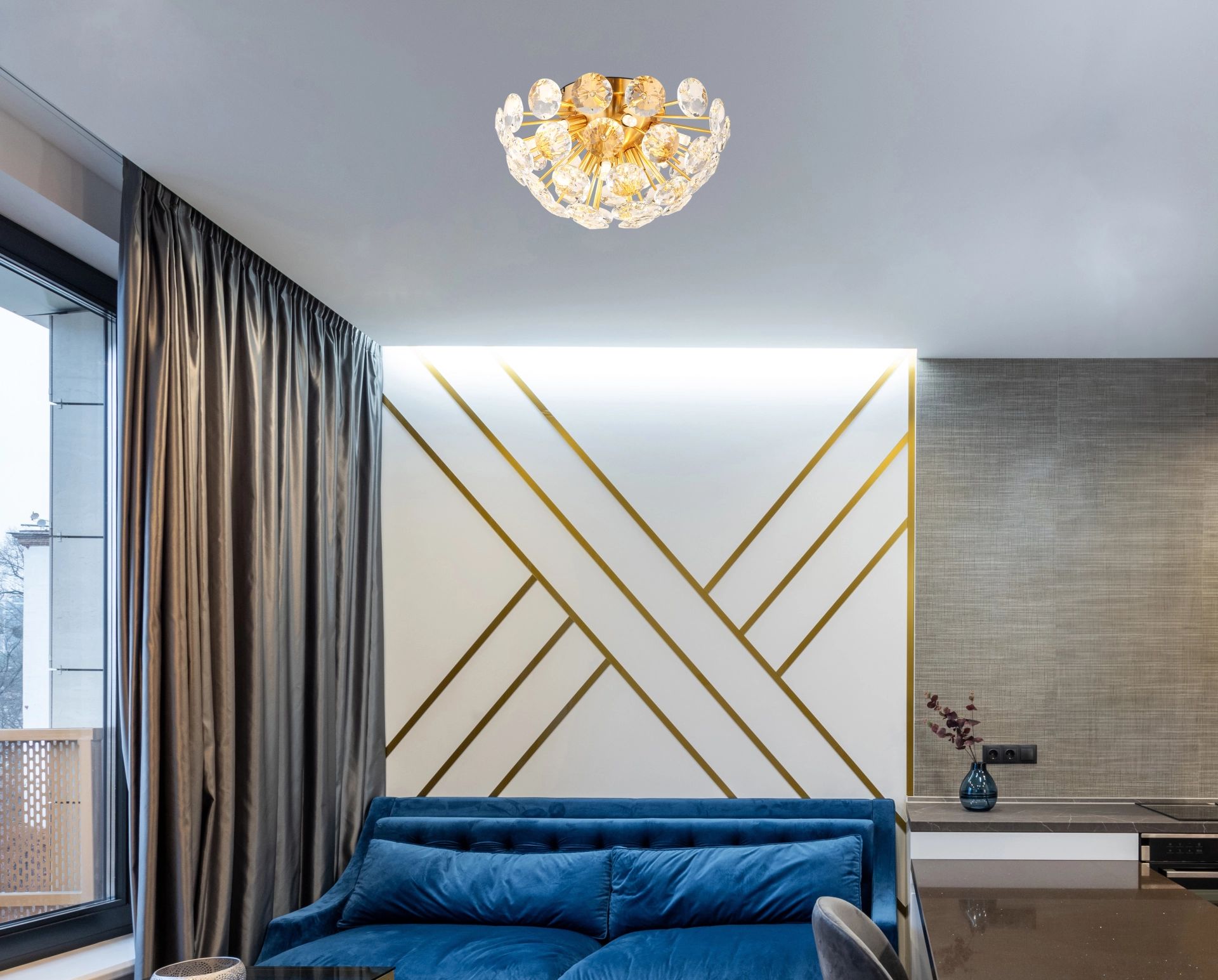 halfronde-plafonniere-met-kristallen-en-goud-virina-variant-image2