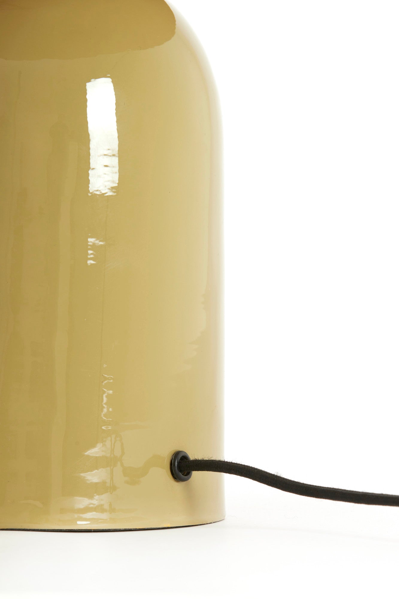 tafellamp-in-taupe-met-retro-charme-en-luxe-glans-light-living-todd-variant-image5