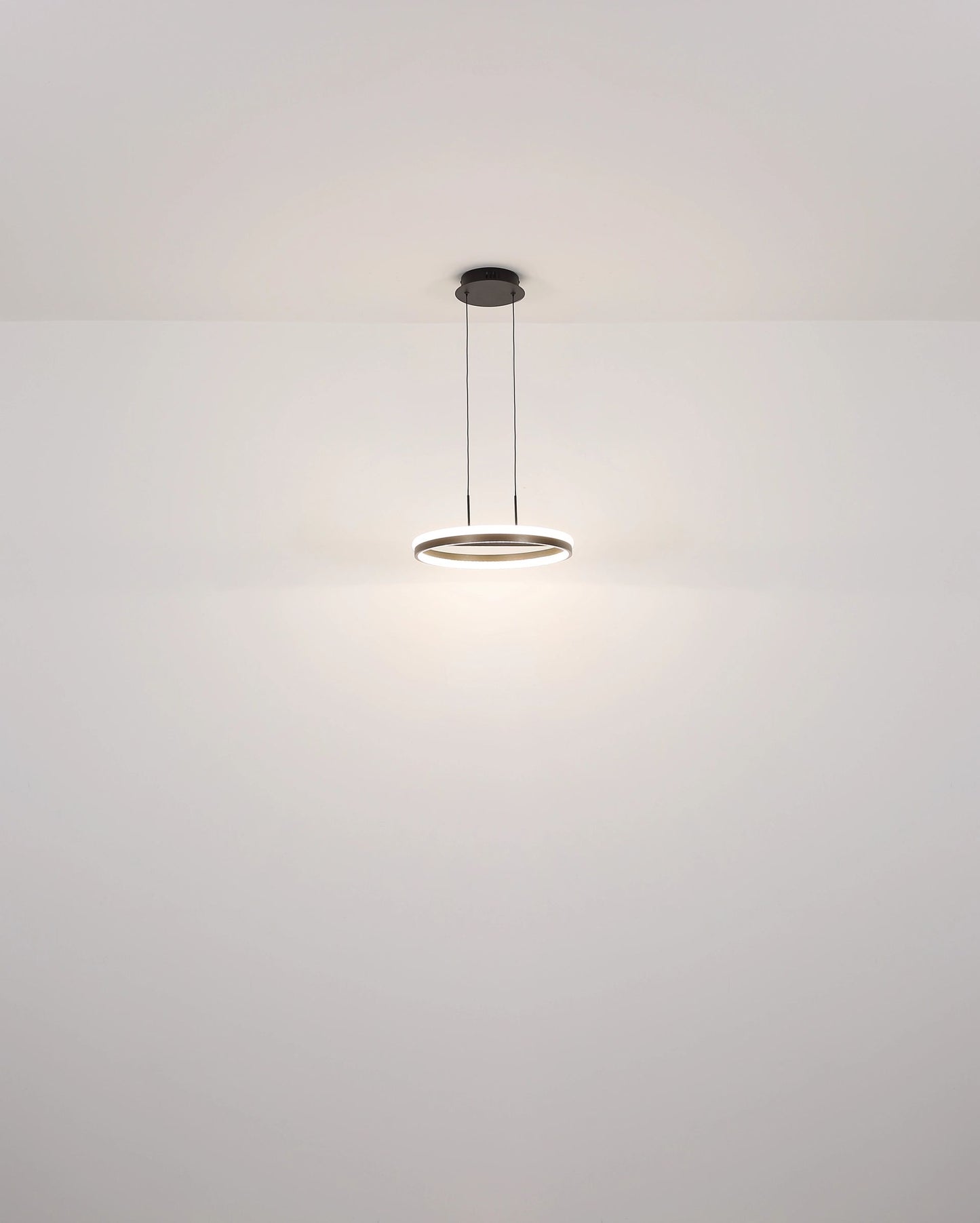 moderne-ronde-hanglamp-met-elegant-design-della-variant-image7
