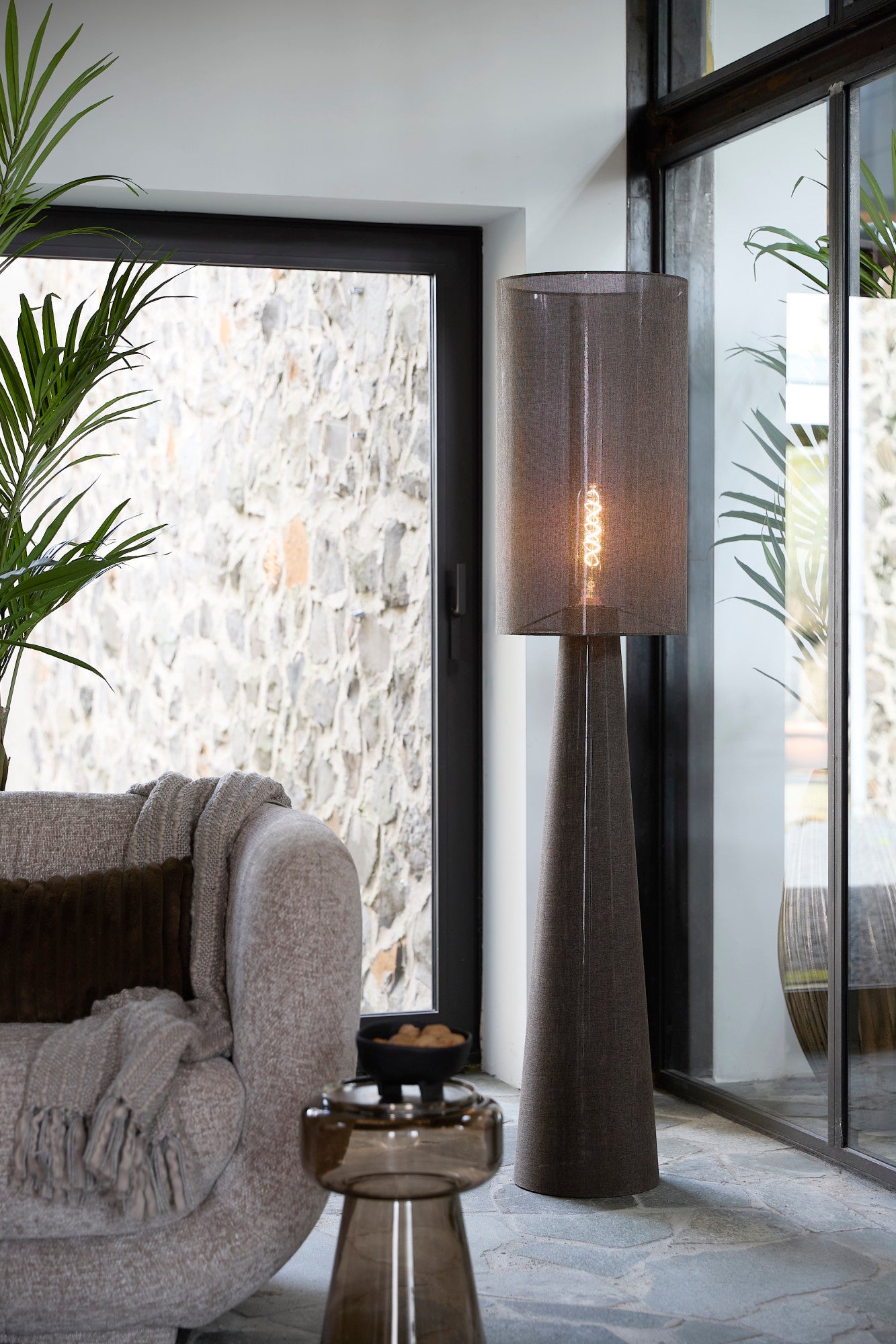 grijze-staande-vintage-vloerlamp-light-living-micky-variant-image3