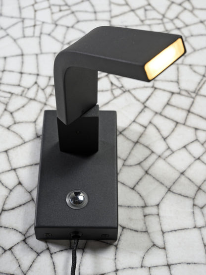 wandlamp-modern-zwart-metaal-its-about-romi-zurich-variant-image2