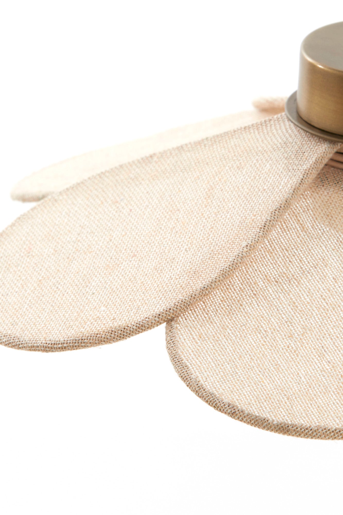 bloemvormige-hanglamp-in-naturel-tint-light-living-fyano-variant-image7