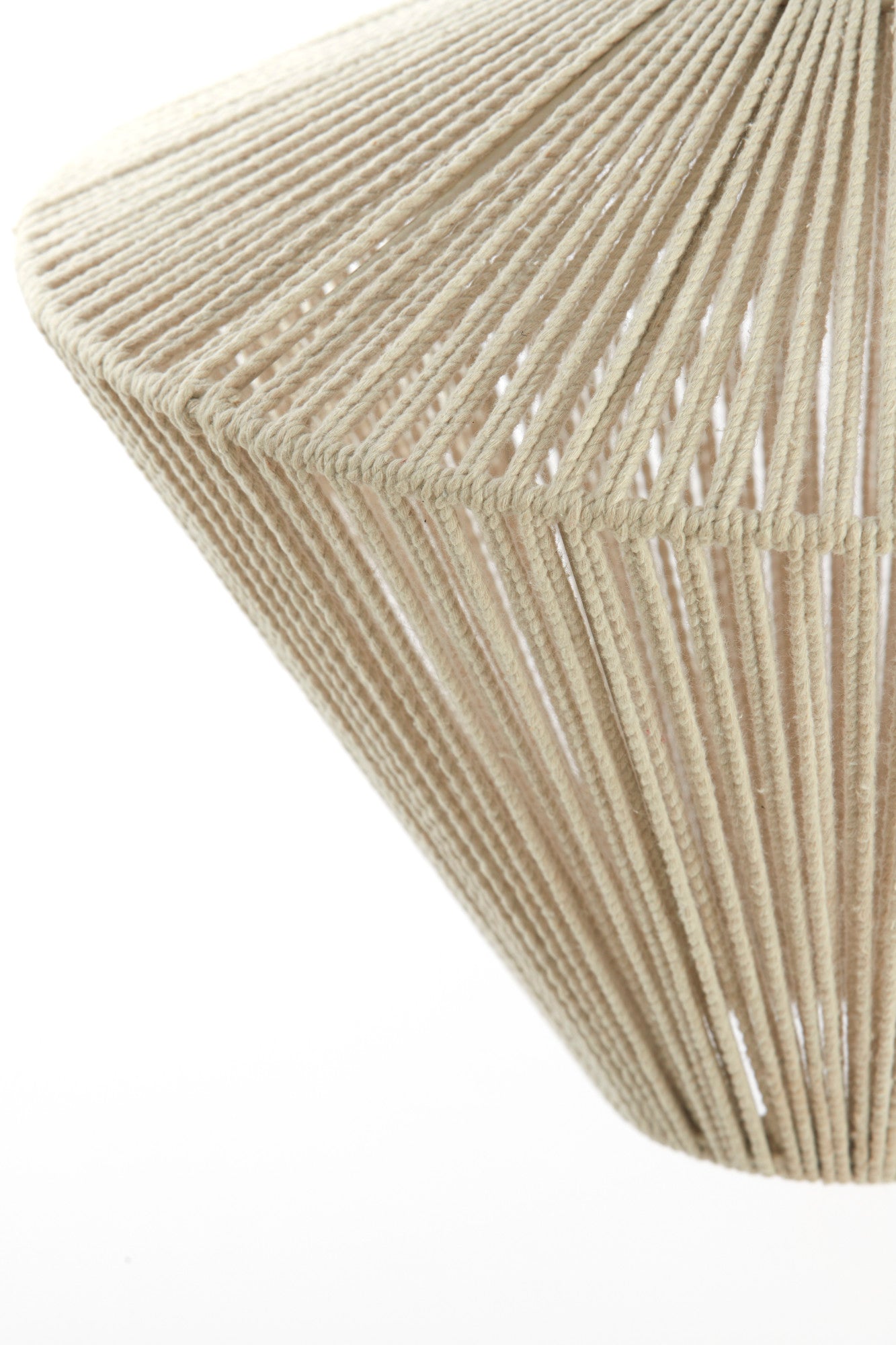 driedelige-hanglamp-met-beige-draadkappen-light-living-felida-variant-image6