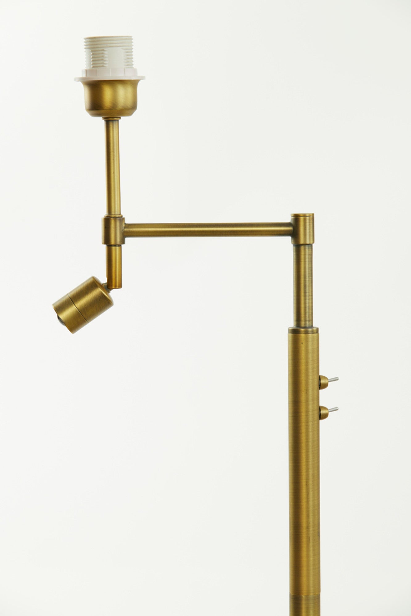 klassieke-brons-armatuur-met-leeslampje-light-living-montana-variant-image7