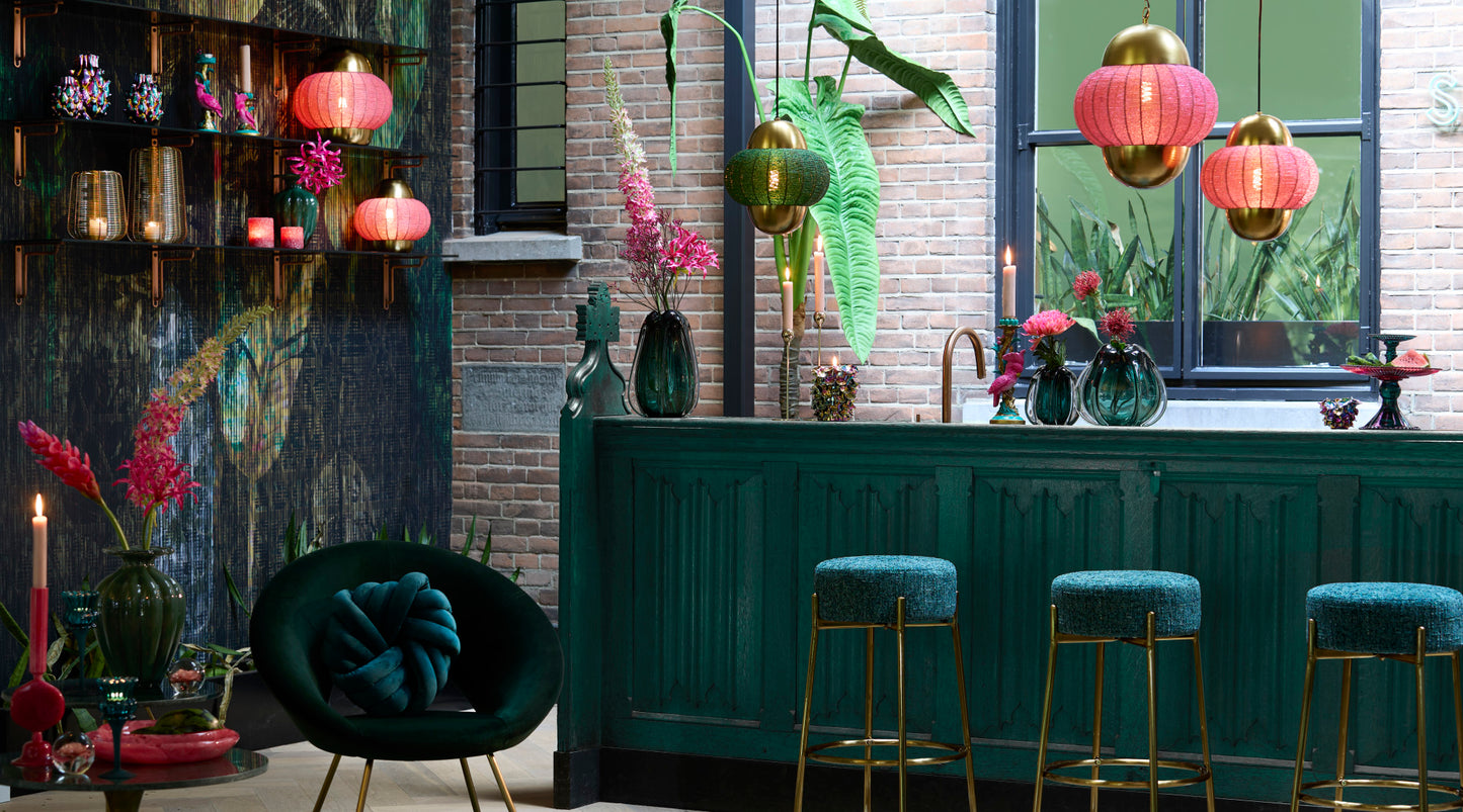 groene-stoffen-hanglamp-met-goudaccent-light-living-cetara-variant-image3