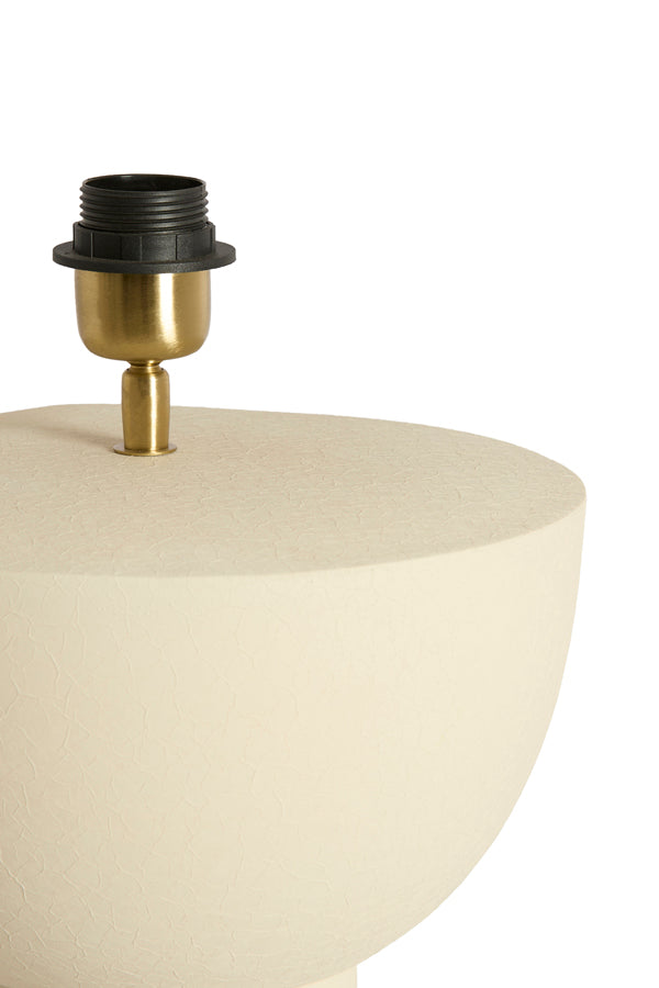 sfeervolle-witte-metalen-lampvoet-light-living-ismara-variant-image1