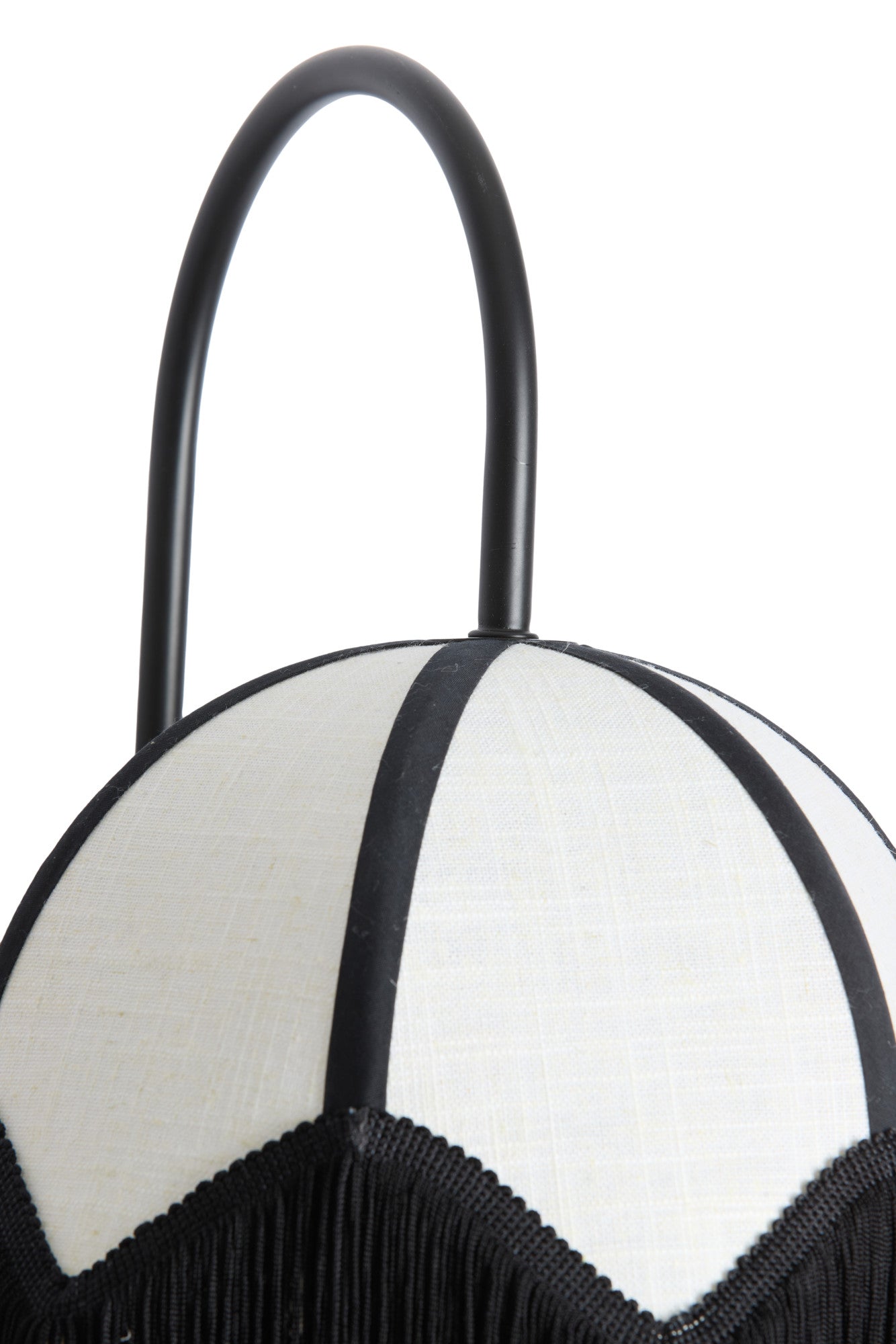 zwart-witte-franjes-lampenkap-light-living-sulina-variant-image6