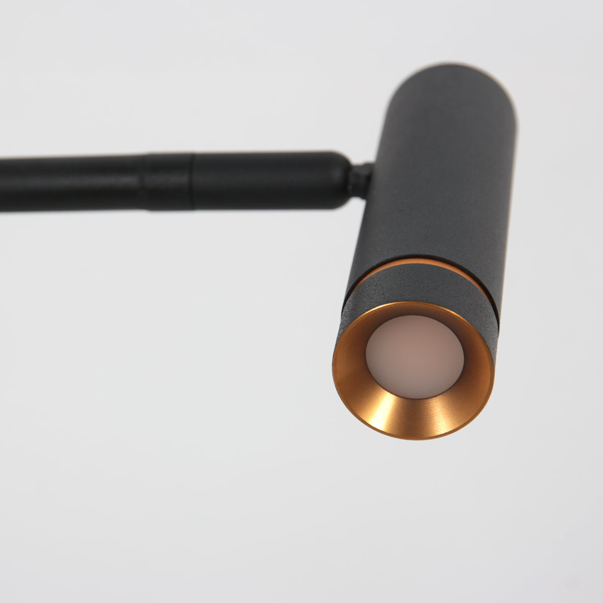 zwarte-tafellamp-met-touchdimmer-en-led-mexlite-lumo-variant-image12