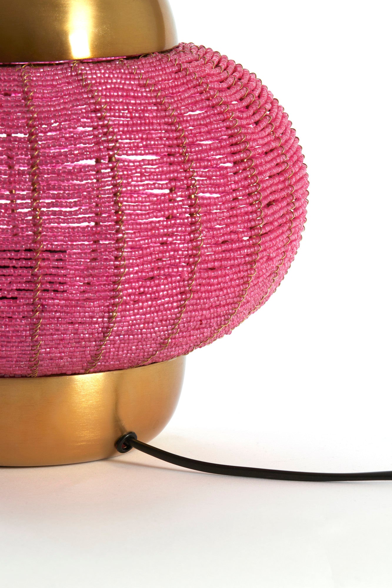 tafellamp-met-roze-kralen-light-living-cetara-variant-image5
