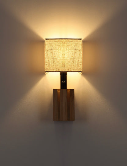 Lampada da parete in lino color naturale elegante – disegno con le misure