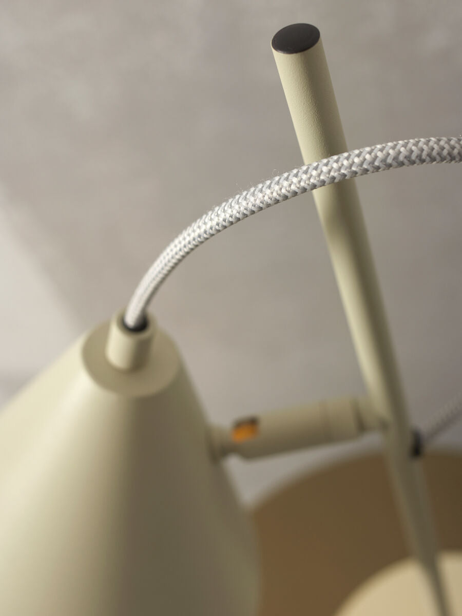 groene-tafellamp-metaal-retro-its-about-romi-lisbon-variant-image2