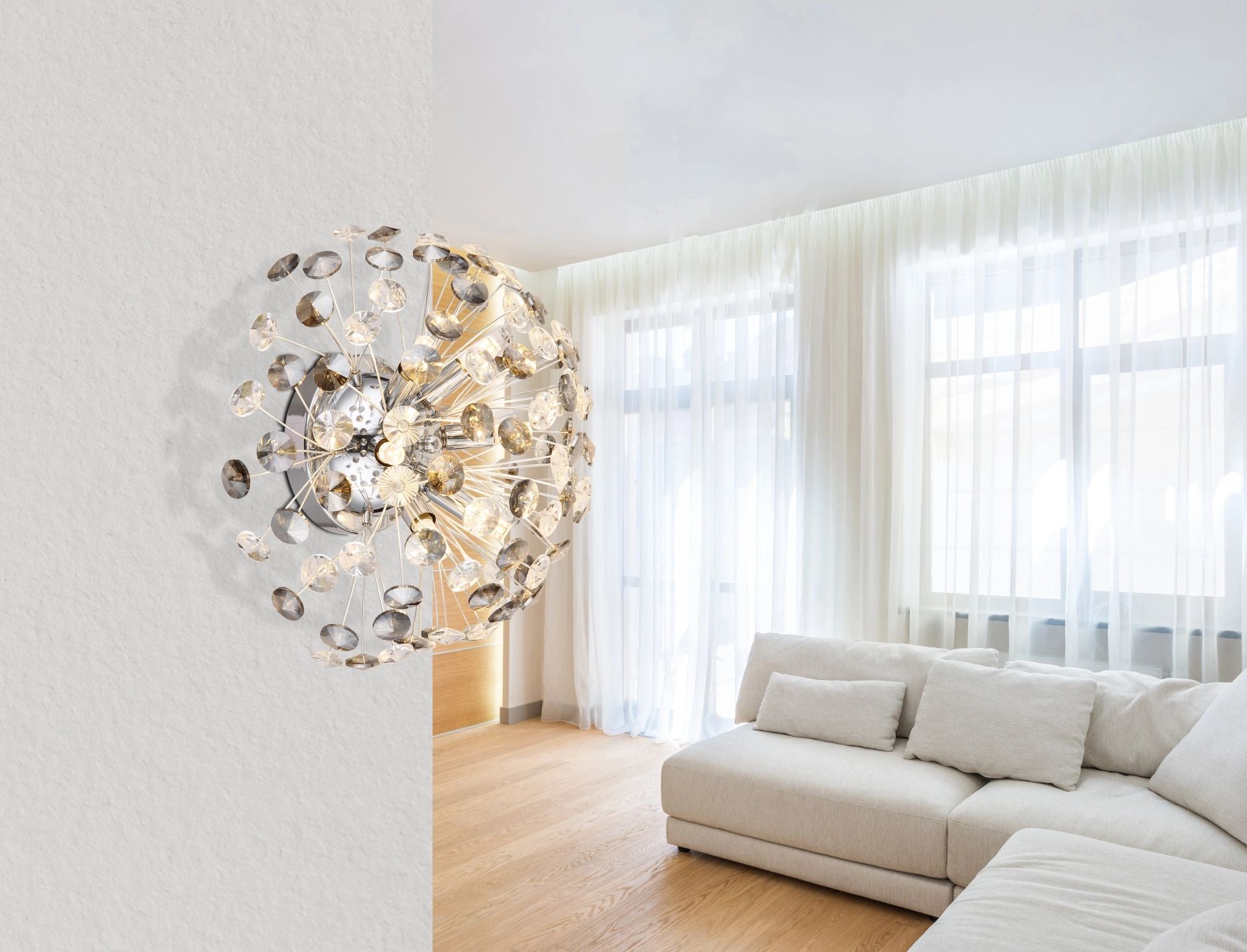 wandlamp-chroom-met-kristallen-kap-elegant-katrina-variant-image3