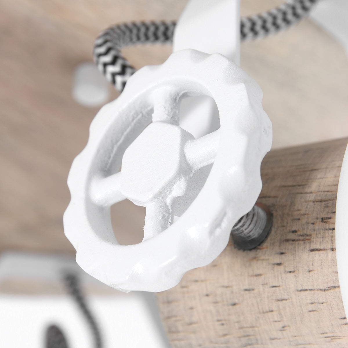 drielichts-houten-plafondlamp-mexlite-gearwood-variant-image5