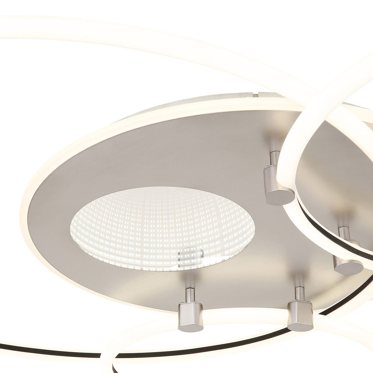 Lampadario LED in metallo bianco raffinato – immagine 3