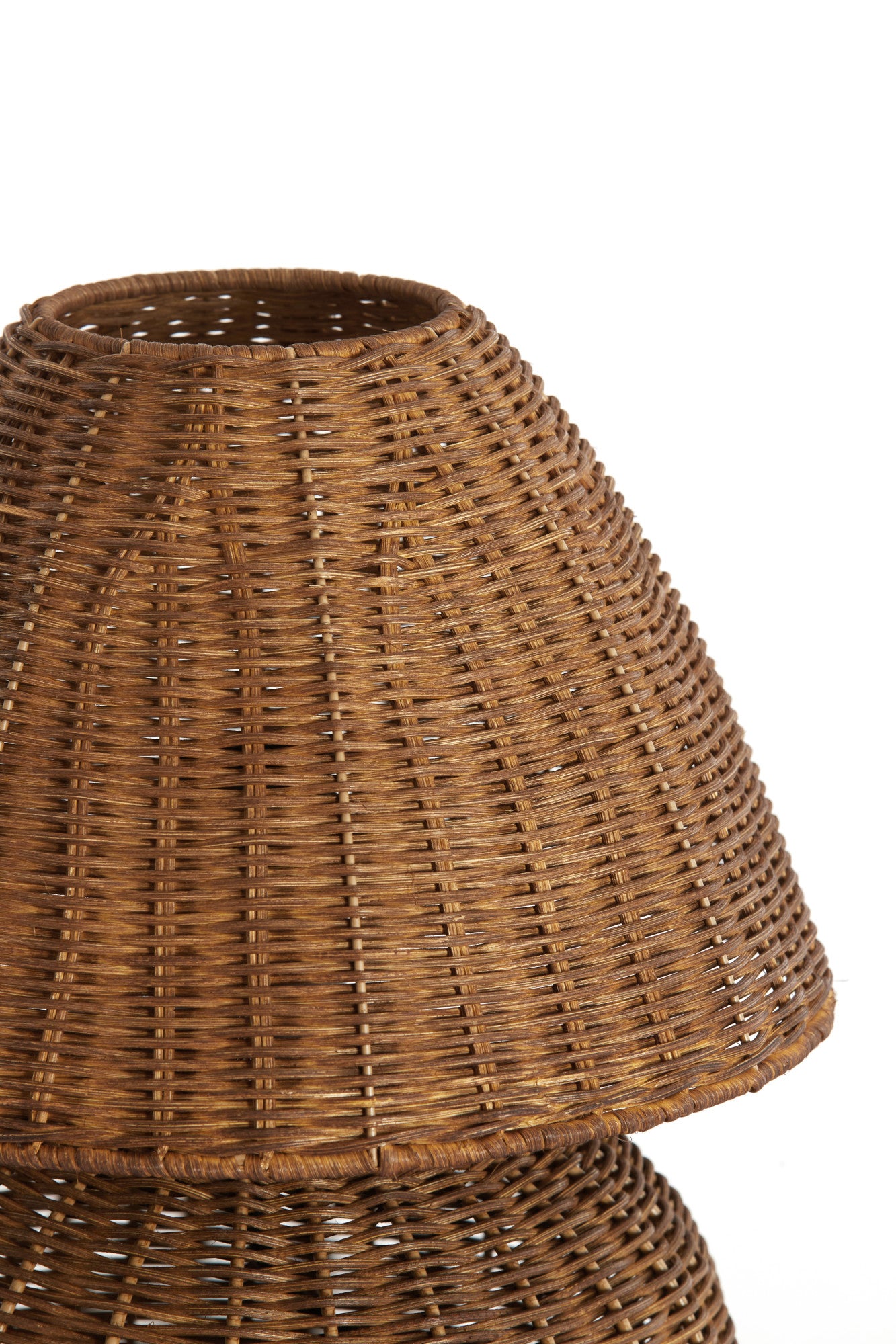compacte-rotan-tafellamp-donkerbruin-chique-accent-light-living-mavon-variant-image2