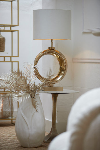 gouden-tafellamp-light-living-maan-in-modern-ontwerp-variant-image4
