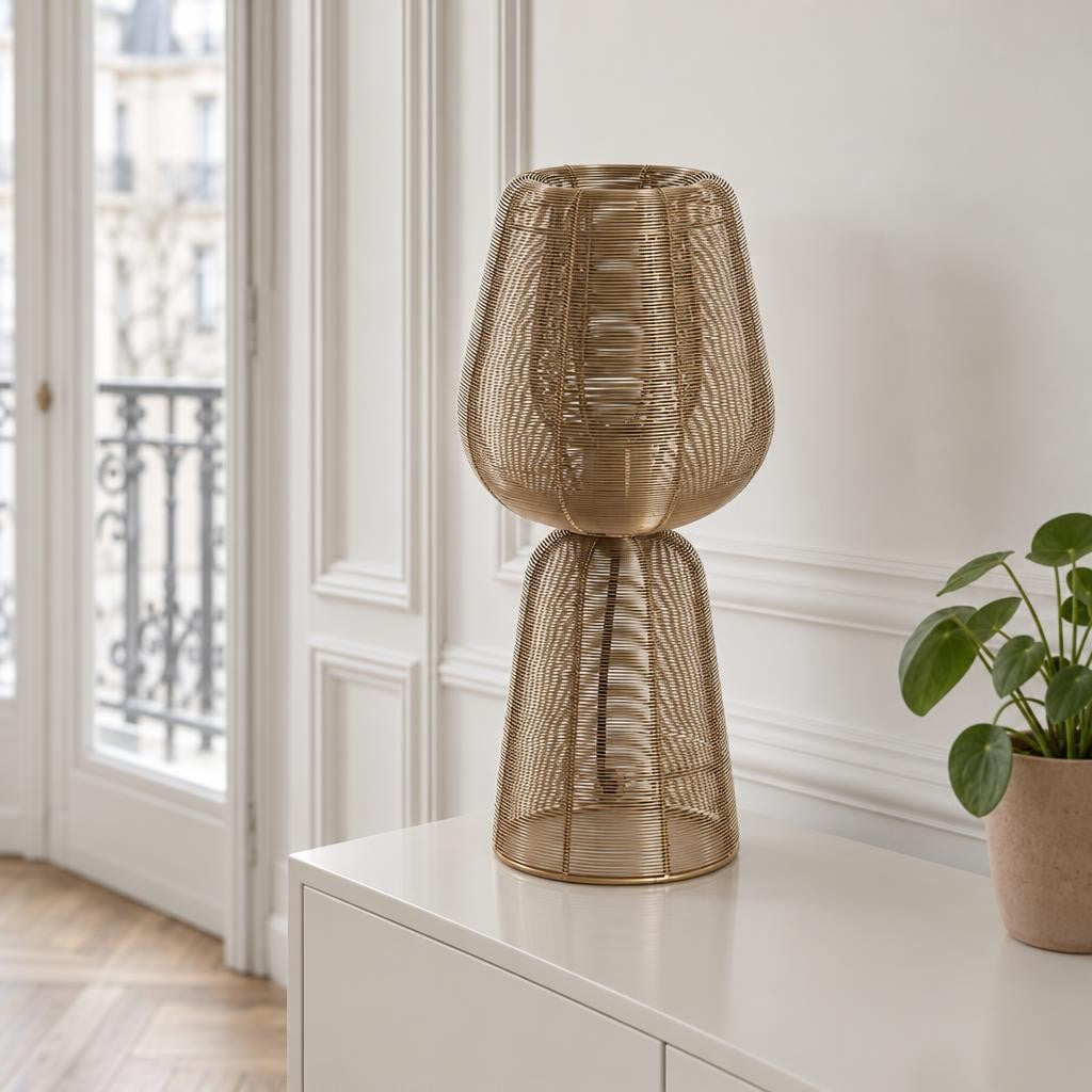 Light & Living Aboso aranyszínű drót asztali lámpa – hangulatkép