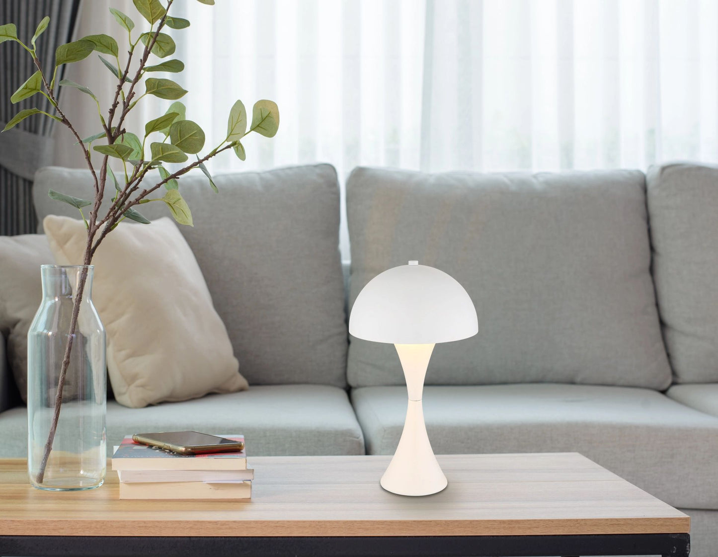 witte-minimale-tafellamp-van-metaal-dima-variant-image5