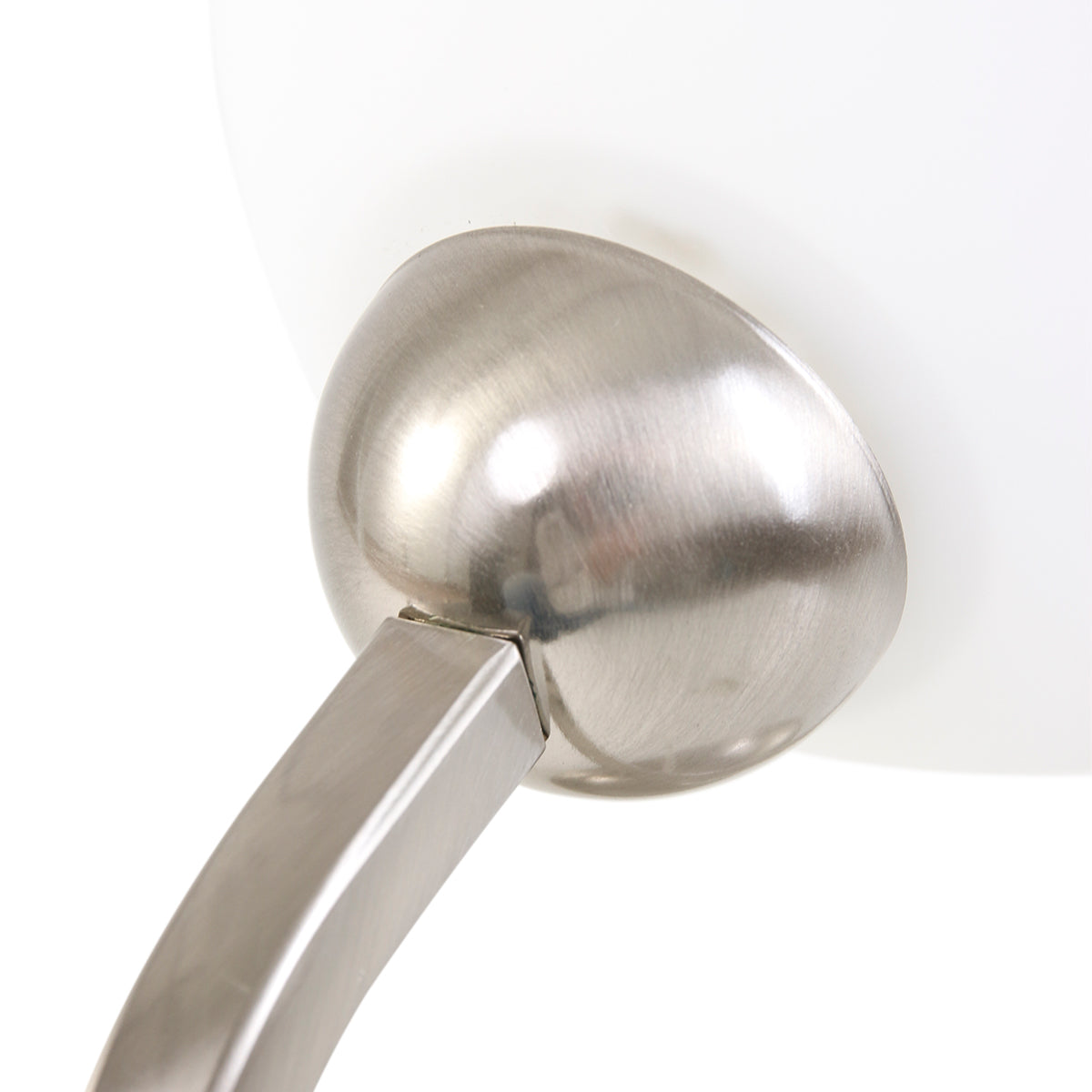 ronde-stalen-wandlamp-melkglas-kap-steinhauer-capri-variant-image4