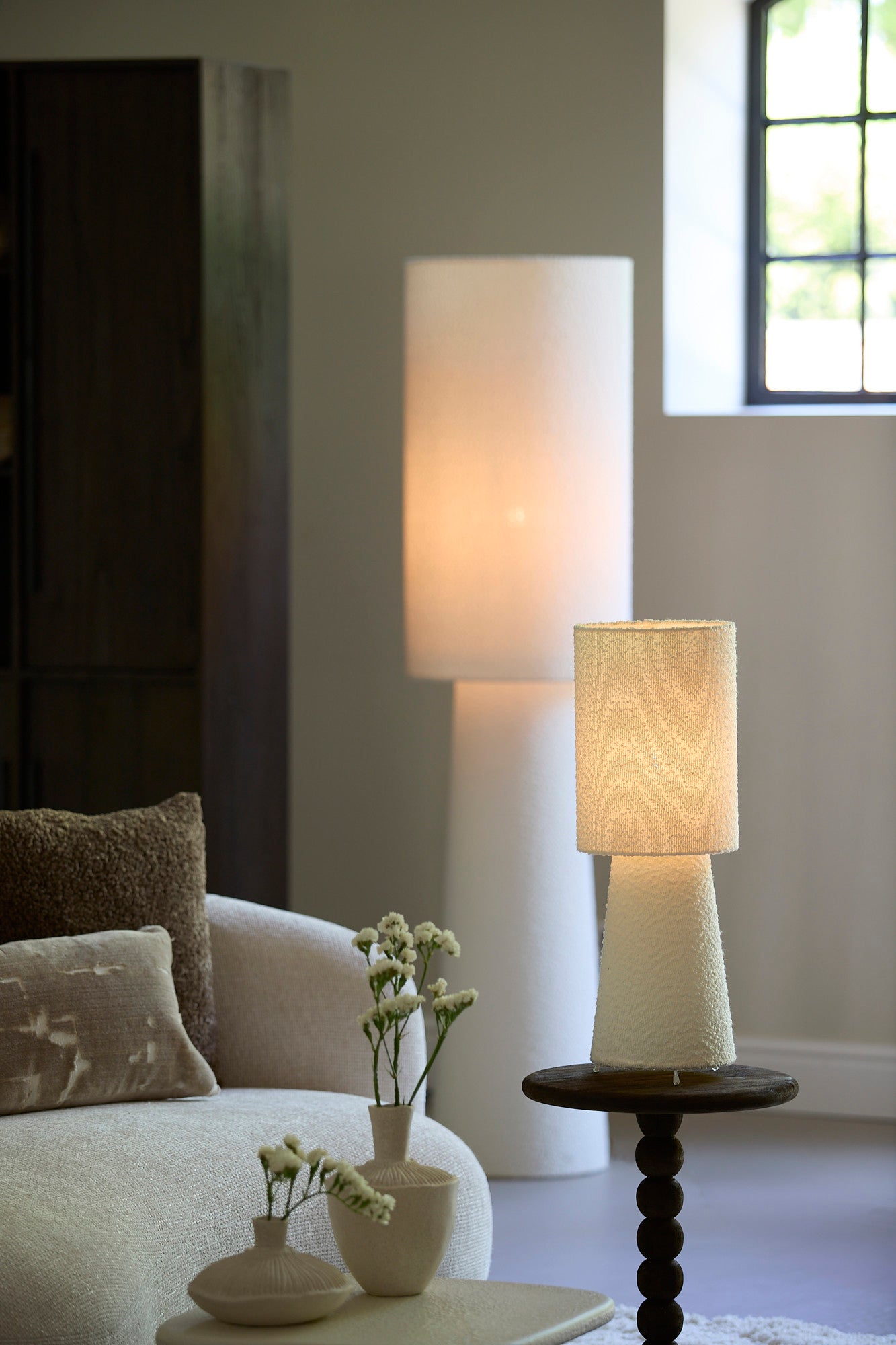 cremekleurige-stoffen-lamp-light-living-mikkel-variant-image3