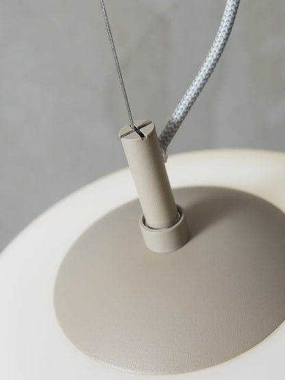 glazen-ronde-witte-scandinavische-hanglamp-its-about-romi-sapporo-variant-image3