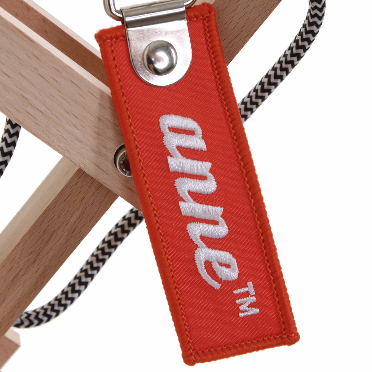 scandinavische-metalen-naturel-houten-wandlamp-anne-light-home-woody-variant-image6