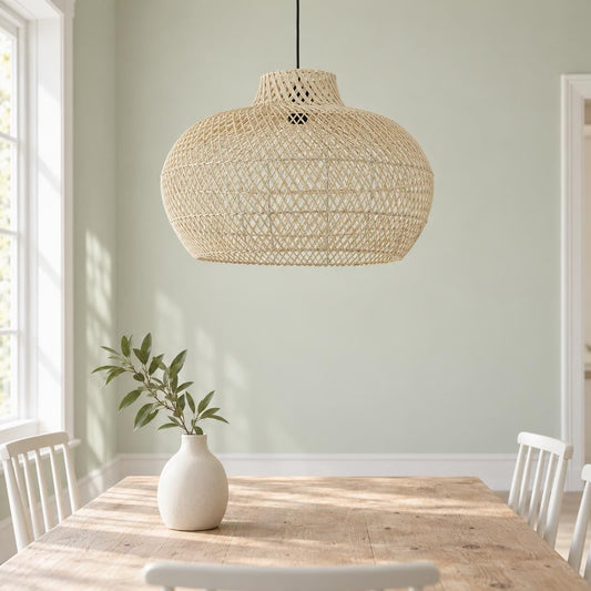 Lampada a sospensione Charita in rattan naturale Ø60 cm – foto d'ambiente