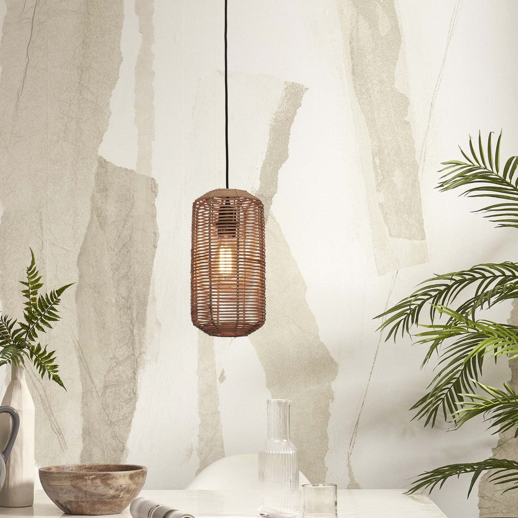 Lampa wisząca Tanami z rattanu i metalu | GOOD&MOJO – zdjęcie aranżacyjne