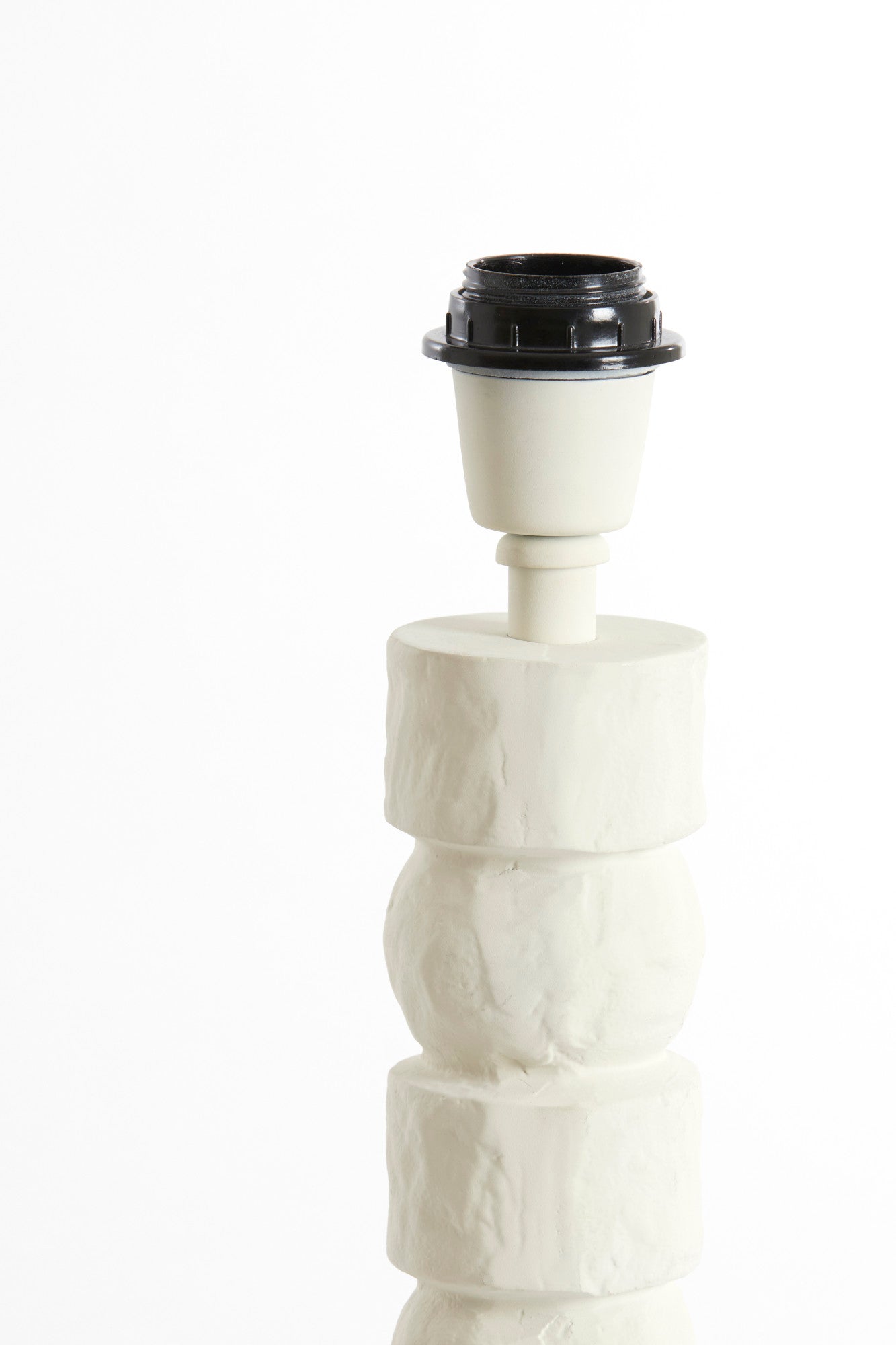 witte-lampenvoet-light-living-akti-variant-image2