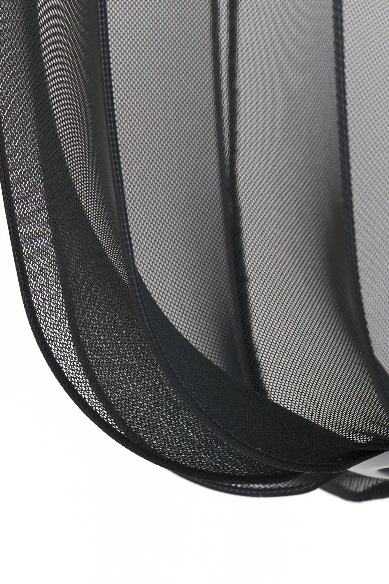 retro-zwarte-fijnmazige-hanglamp-light-living-plumeria-variant-image8