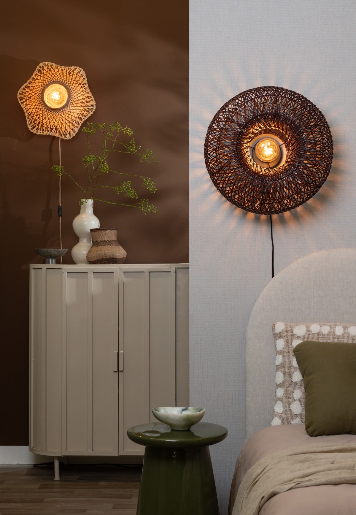 Bordeauxrode rotan wandlamp met vlechtkap GOOD&MOJO Arizona – afbeelding 11
