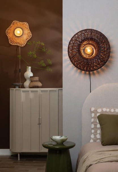 Bordeauxrode rotan wandlamp met vlechtkap GOOD&MOJO Arizona – afbeelding 11