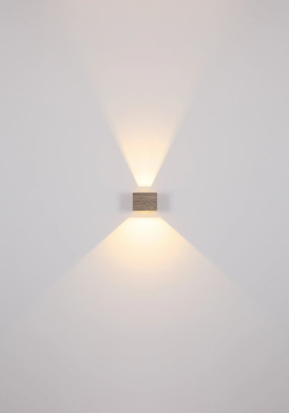 moderne-vierkante-wandlamp-met-houtlook-alina-variant-image6