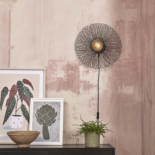 zwarte-wandlamp-bamboe-metaal-bohemian-good-mojo-cango-ai-sfeer_image